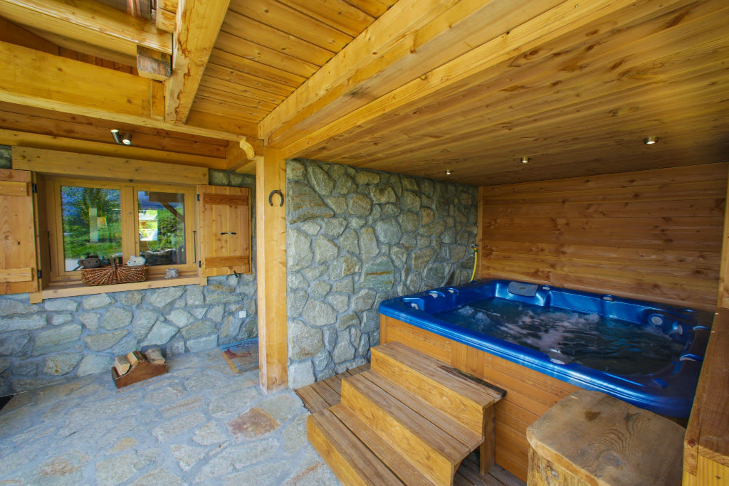 Chalets hôtel de la croix fry nathalie thibaut communication Chalet Créatif Cabin
